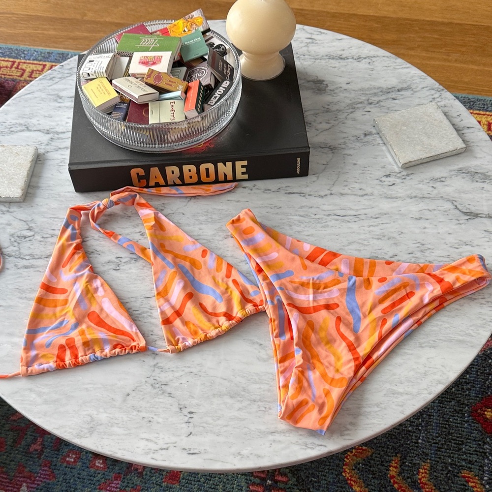 Colorful Wave Print Halter Bikini Top and Bottom - Orange Multi